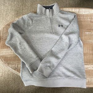 Youth Under Armor half zip.